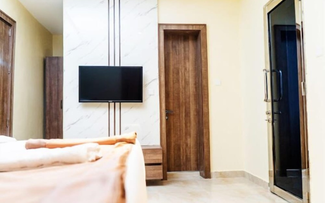 Carizma Luxury Apartment