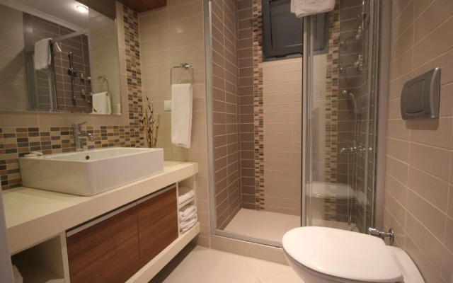 Kondo Suites & Residence