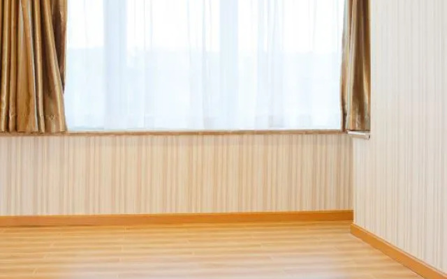 Vienna International Hotel (Ningbo South Business District Universal City)