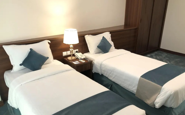 Zaha Al Madina Hotel
