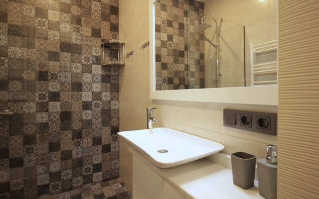 KNJZ Seaview Apartment