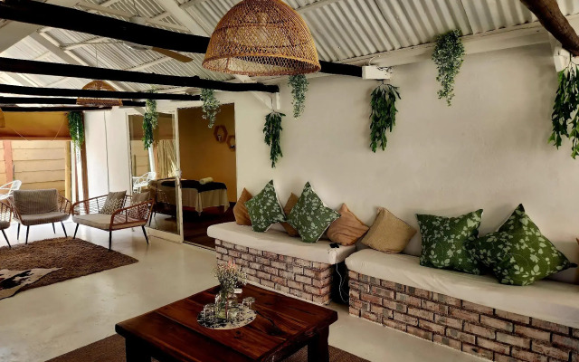 Villa Mexicana Guesthouse