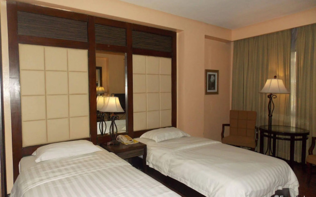 Planta Centro Bacolod Hotel & Residences