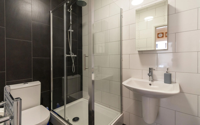 Granada Apartments Queen's Promenade