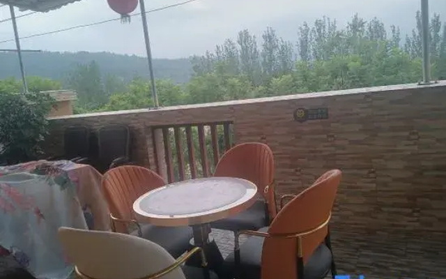 Xichang Qionghai Yue Chinese Inn