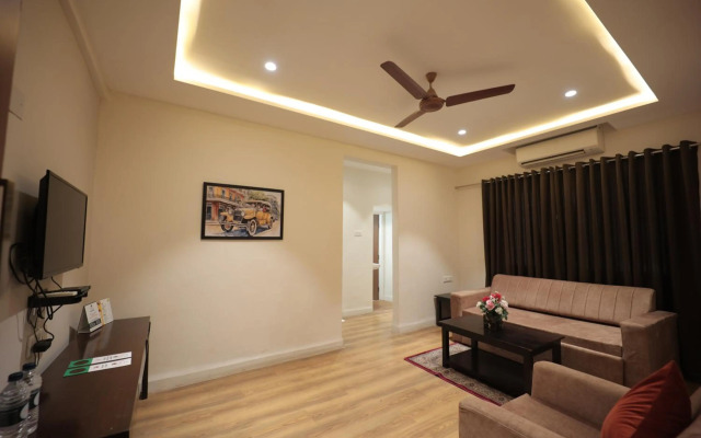 The Byke Studio Pure Veg Apartment, Thane