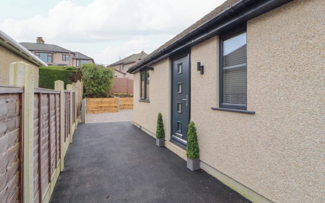 12 Merefell Road