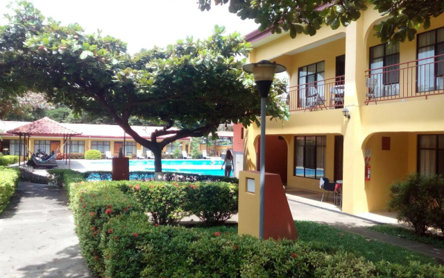 Hotel & Villas Huetares