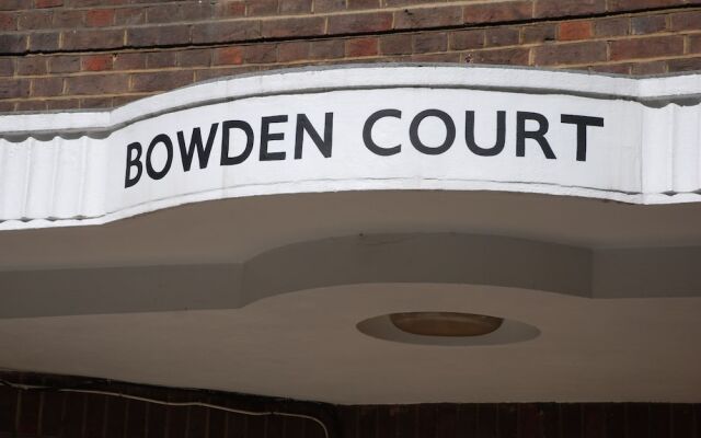 Bowden Court - Hostel