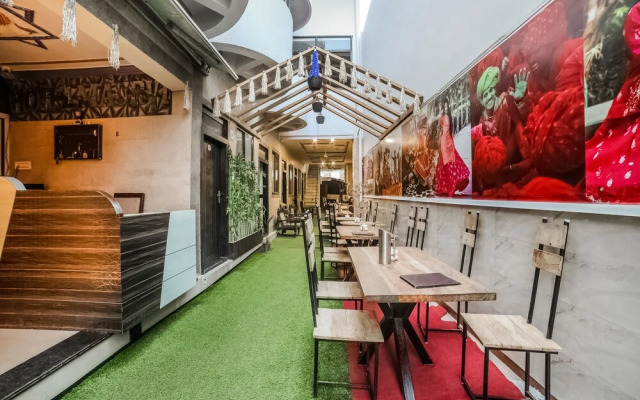 Oyo 36289 Hotel Maurvi