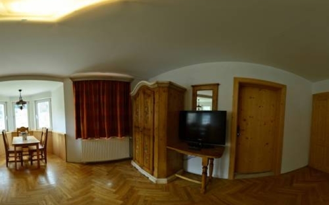 Edelweiss Appartements