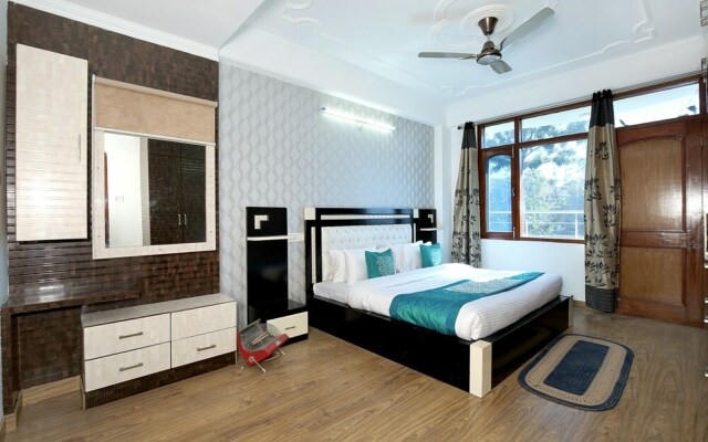 OYO 10406 Home Luxury 3BHK New Shimla