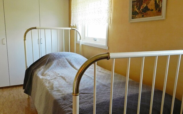 6 Person Holiday Home in Lysekil
