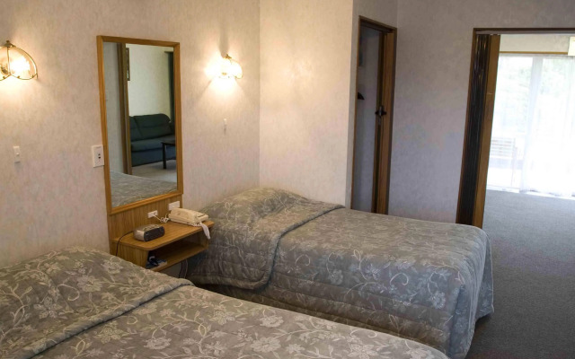 Parklands Motel