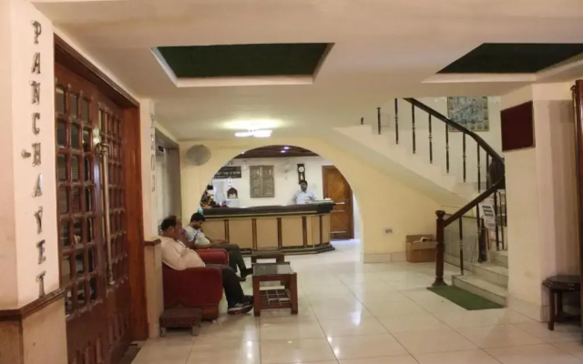 OYO 1294 Hotel Padmini International