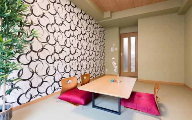 Krehl Minamihorie Condominium