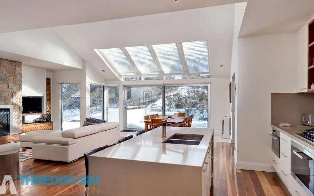 The Peak Penthouse 8