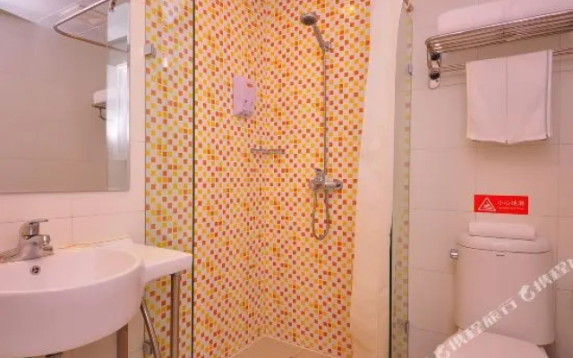 Homeinn · neo Hotel (Dezhou College Pedestrian Street Xuefu Branch)