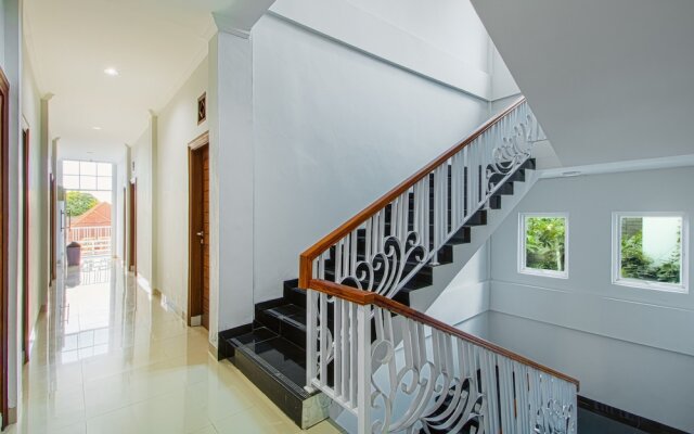 Emerald Residence