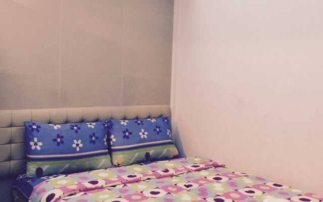 Nine Place Sukhumvit 40 - Hostel