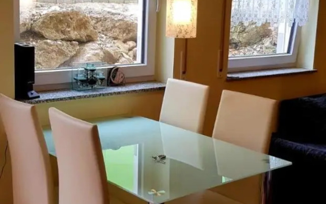 Apartment Hallstadt