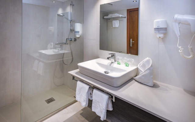 Hotel 4R Miramar Calafell