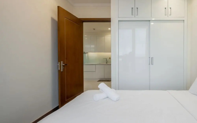 Landmark Apartment in Vinhomes Central Park