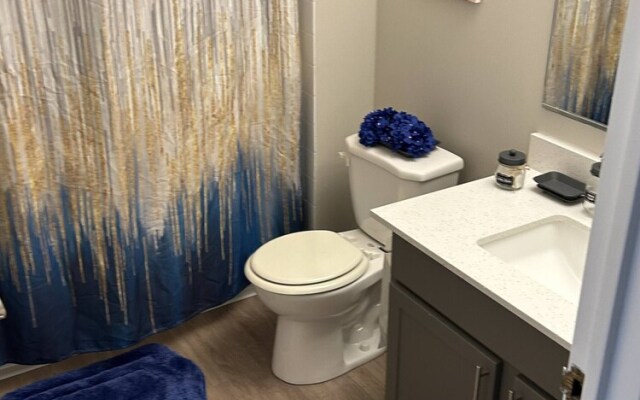 Charming 1br/1ba Hideaway In Oak Park, Il