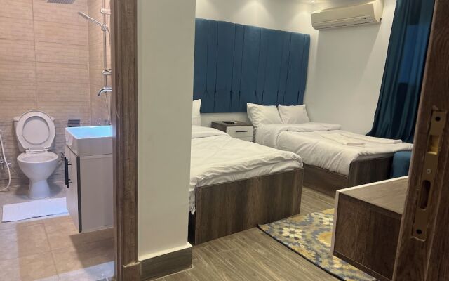 Premier Pyramids Inn