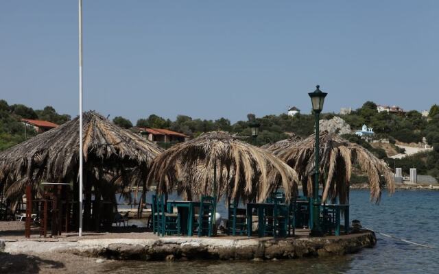 Mantas Bay Apartments