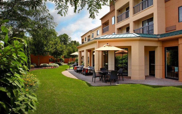 Courtyard by Marriott Newark Granville