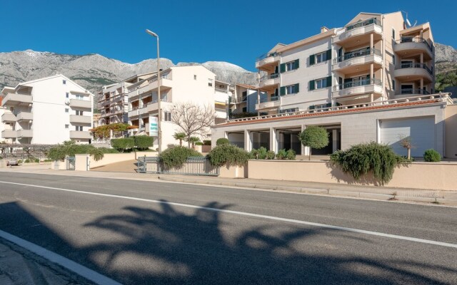 Villa Tucepi Apartments
