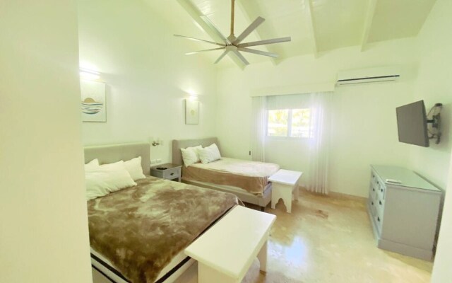 Seasideserenity - Luxury Villa Steps From The Beach