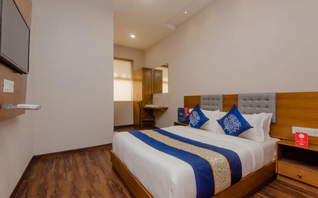 Hotel A One Suite by OYO Rooms