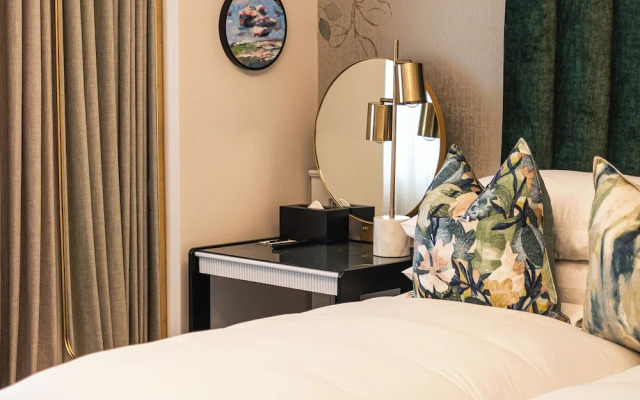 Steyn City Hotel by Saxon