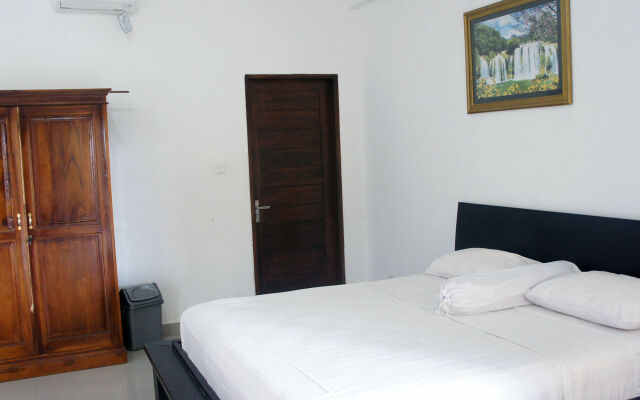 Putu Guest House 2