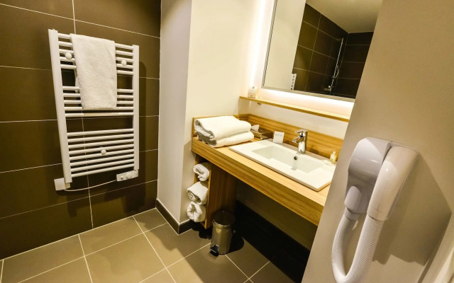 Q7 Lodge Lyon 7