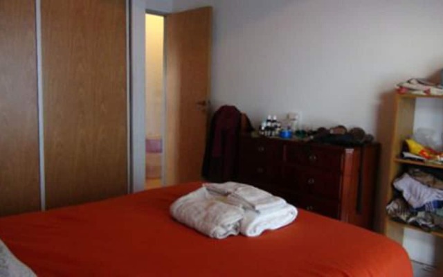 Sunny 2 Bedroom Apartment