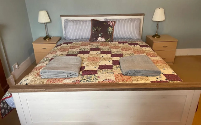 Large Family Getaways Metres From the Beach