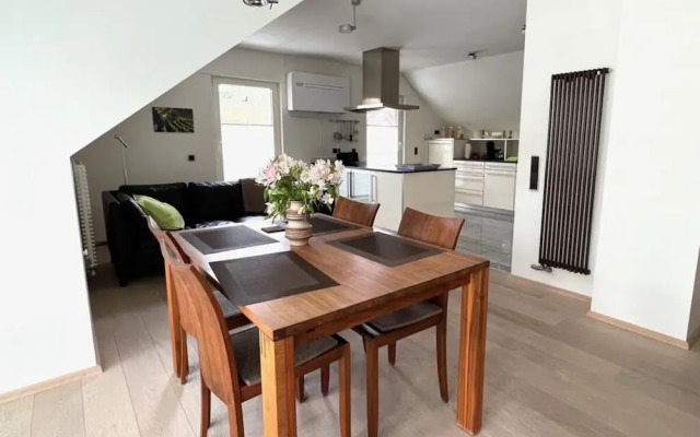 Savoir Vivre Modern Retreat