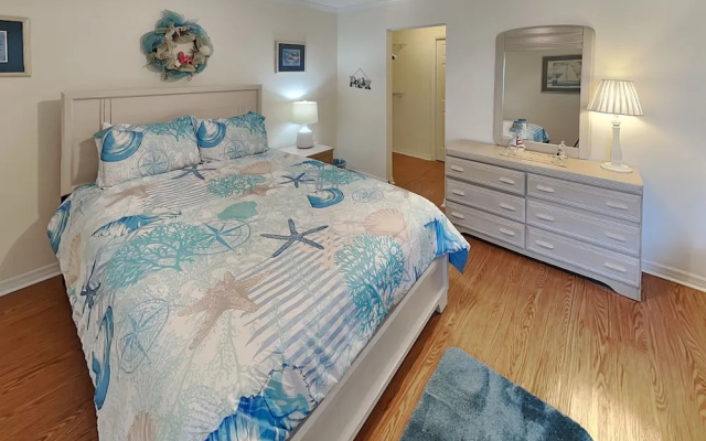Sea Winds 52 by Distinctive Beach Rentals