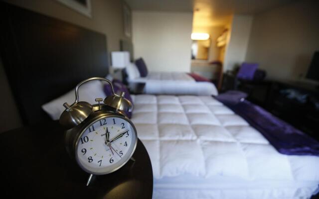 Grand Canyon University Hotel