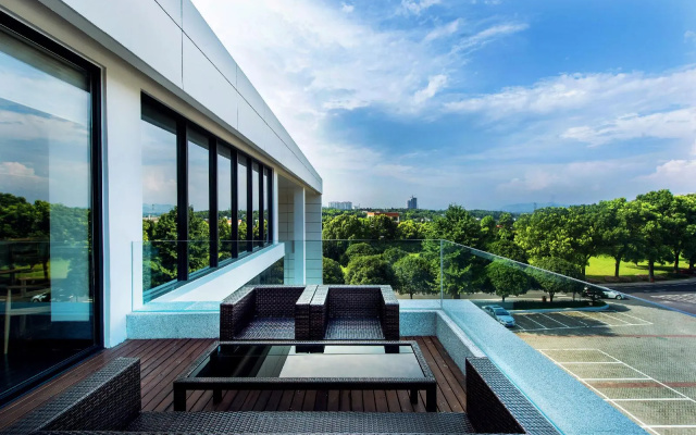 Preess Resort Hotel – Balcony – Changsha