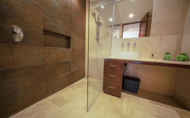 Via 38 A13 - Modern Condo - At Via 38