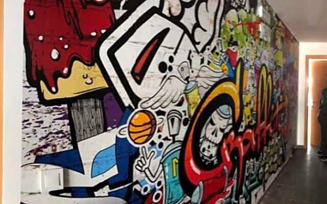 New Art Hostel - Albergue Juvenil
