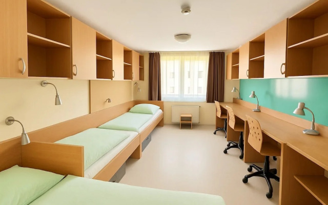 Urbannest Private Hostel Rooms