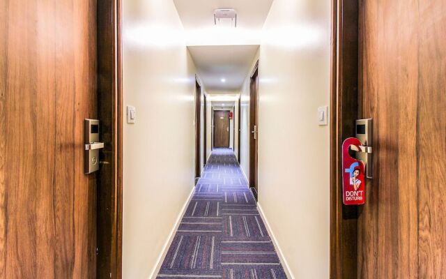 Fabhotel Prime Phoenix International