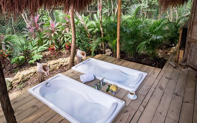 Serenity Authentic Glamping Tulum