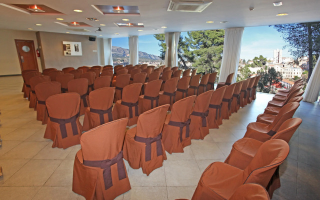 Hostal Savoy