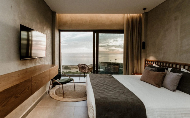 Cavo Zoe Seaside Hotel